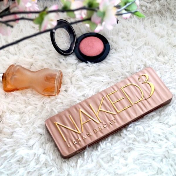 Review | Urban decay naked 3 pallet.