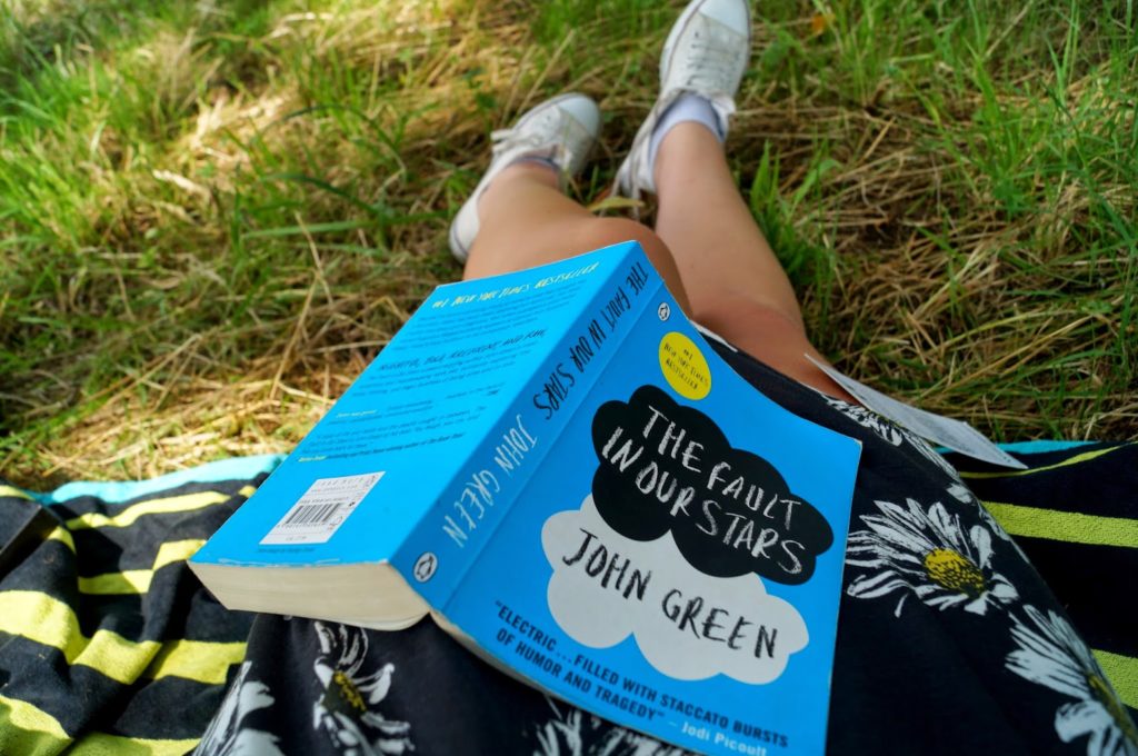 Review: Boek the fault in our stars.