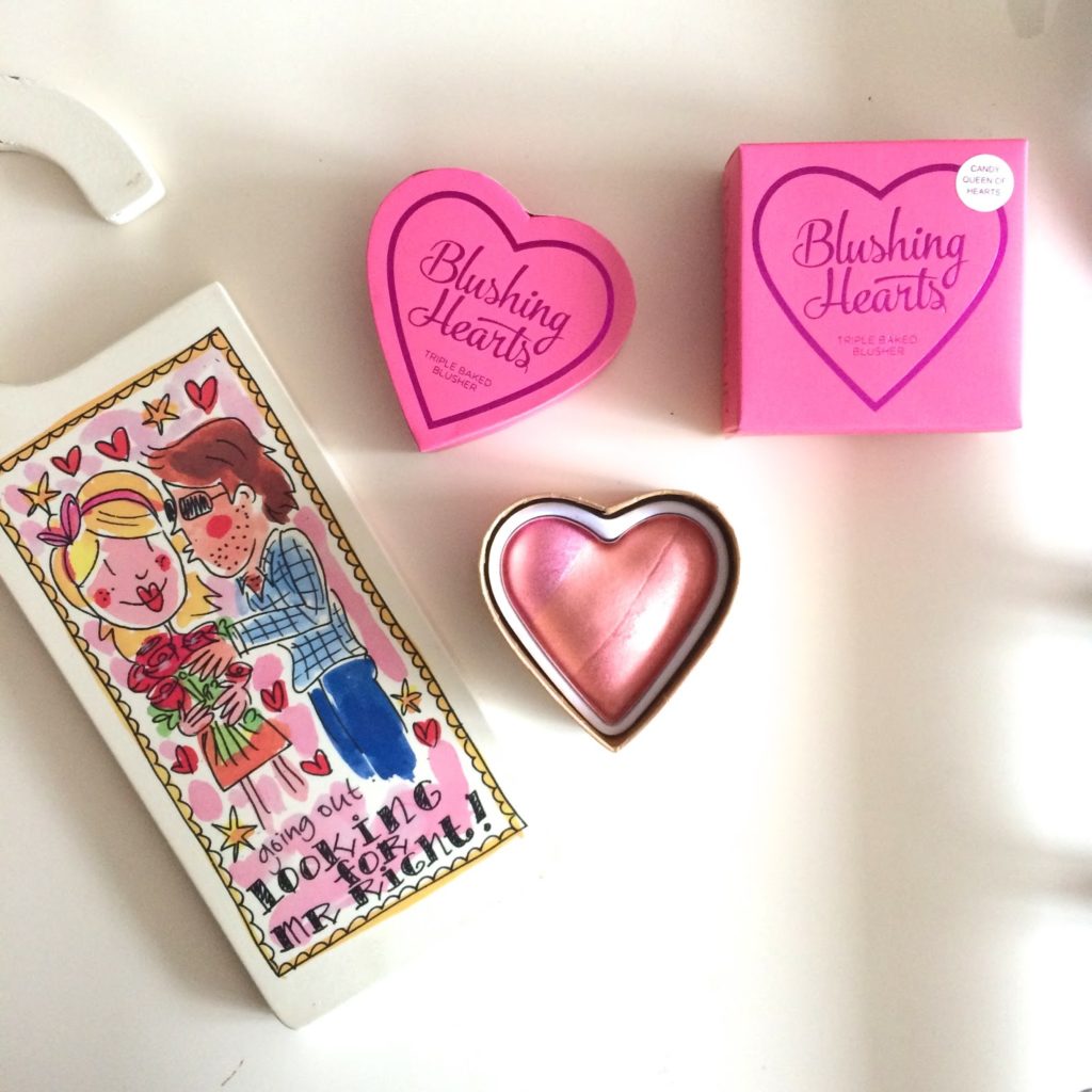 Review: blushing hearts – candy queen of hearts. ♡