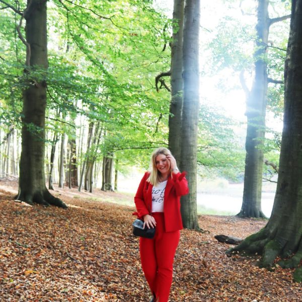 Feeling amazing in my new red suit!