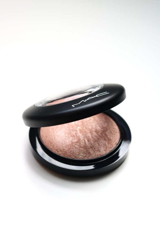 Review | MAC Mineralize Skinfinish in Soft & Gentle