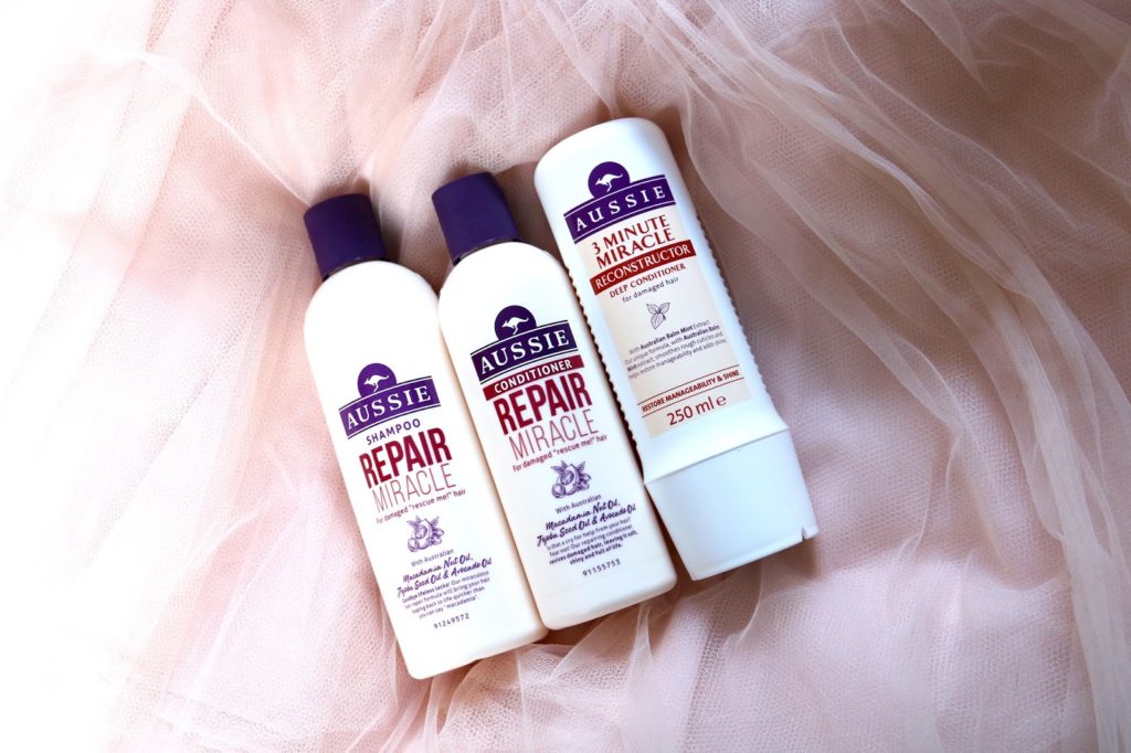 Review | Aussie Repair Miracle shampoo, conditioner & deep conditioner