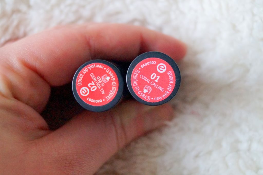 Review essence lipstick – all you need is red & coral calling.